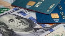 Imagen de Compras en el exterior: cómo pedir el reembolso del dólar tarjeta con los nuevos controles del ARCA