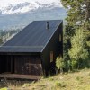 Imagen de En El Bolsón, una cabaña sustentable de 65 m² aprovecha las mejores vistas al Cerro Piltriquitrón