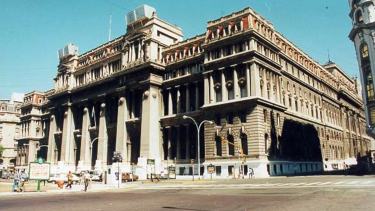 Enojo en el Gobierno con la Corte Suprema por dejar firme la cautelar sobre la Ley de Financiamiento Universitario