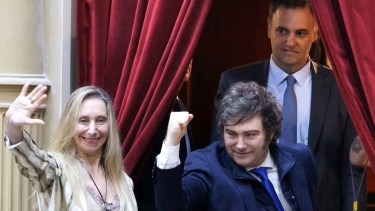 «Tiempo de descuento» para Manuel Adorni: crece la presión para forzar su renuncia al gabinete de Javier Milei