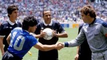 Imagen de A 40 años de los 4 minutos más memorables de Diego Maradona: La Mano de Dios y el Gol del Siglo