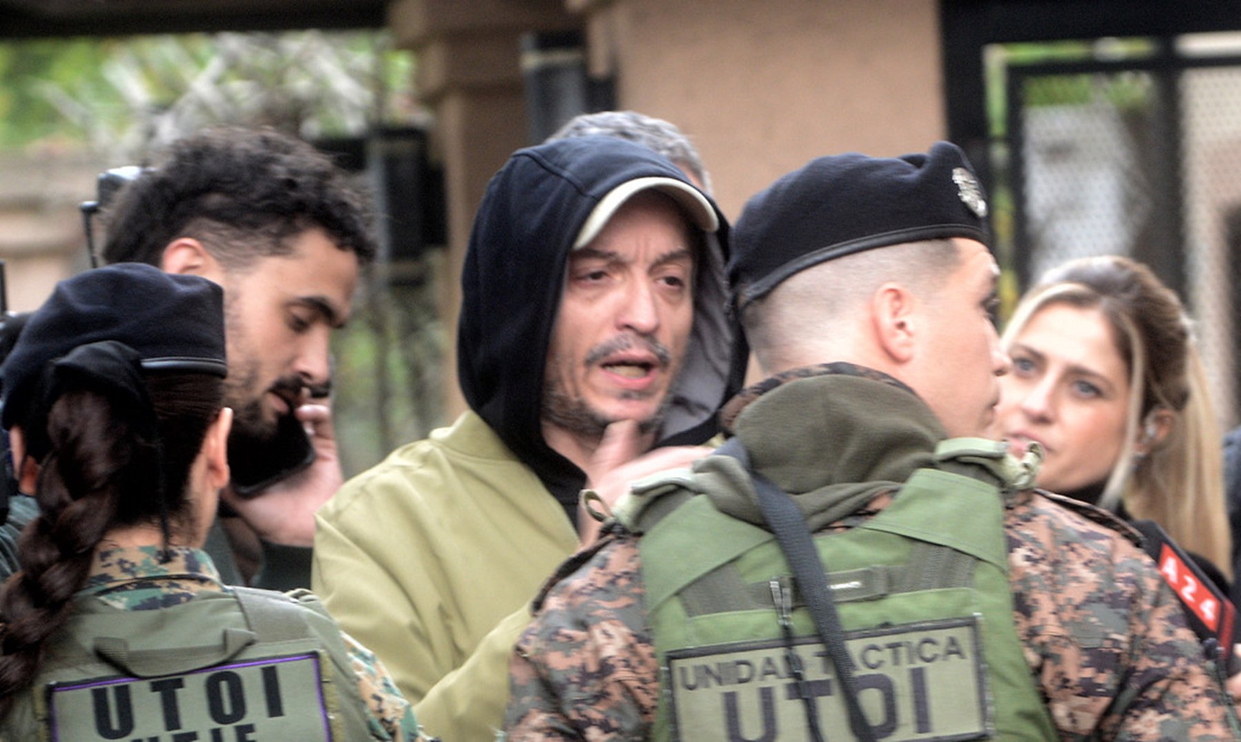 Máximo Kirchner se acercó a la casa del Indio Solari. 