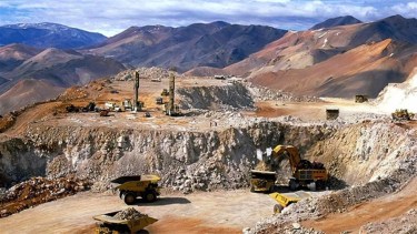 La minería argentina aceleró su crecimiento en abril con impulso del shale y el litio