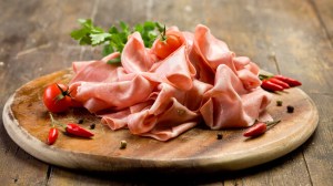 Picada Mundial (3):  «mortadela, indispensable», sugiere el chef Antimi, de Traful para un “finger food” futbolero