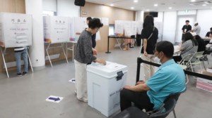 Balotaje en Perú: se elige nuevo presidente este domingo entre Keiko Fujimori y Roberto Sánchez
