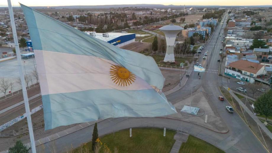 La localidad de Plaza Huincul quiere ser el nodo logístico del GNL (Prensa municipalidad de Plaza Huincul)