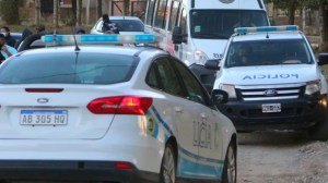 Allanaron una vivienda en El Frutillar, al sur de Bariloche, tras el caso del adolescente herido de bala