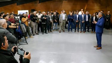 Figueroa reveló los detalles de la negociación por el GNL: regalías, inversiones y nuevos polos productivos