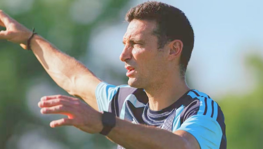 El DT campeón del mundo reveló que no se trataría de un zaguero central.