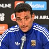 Imagen de Scaloni, tras la victoria de la Selección Argentina: "Dos opciones" por Balerdi y "vamos a luchar hasta el final"