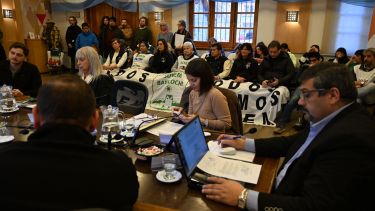 Cortés ganó la pulseada con los vetos a ordenanzas de la oposición en Bariloche, en otra sesión escandalosa