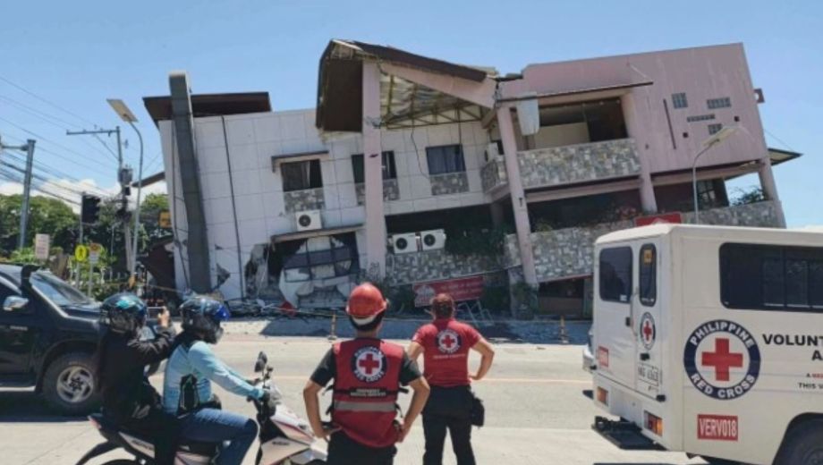 Terremoto de magnitud 7,8 en Filipinas. Foto: AP. 