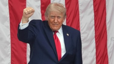 Donald Trump asegura que el acuerdo con Irán podría ocurrir «dentro de unas horas» y culpó a Israel del atraso