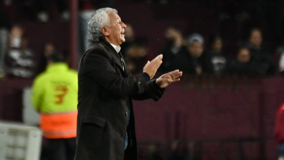 Néstor "Pipo" Gorosito, en la visita de San Lorenzo a Lanús por la primera fecha del Torneo Clausura. (Foto. FOTOBAIRES)