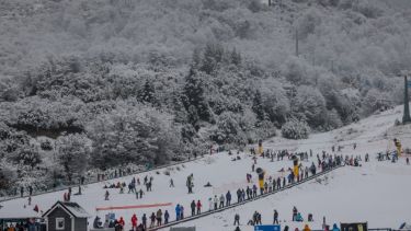 Cerro Catedral en vacaciones de invierno: así se vive la experiencia más buscada en Bariloche