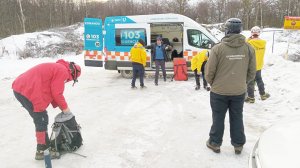 Rescatan en helicóptero a un senderista herido en el glaciar Ojo del Albino en Tierra del Fuego
