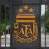Imagen de Comisiones, logística y exclusividad: cómo es el contrato que le cedió la AFA a Javier Faroni hasta 2026