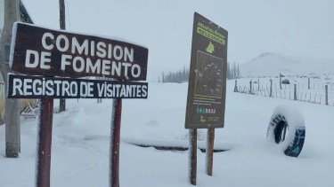 Caminó entre la nieve tras un accidente y un punto S.O.S. hizo posible su rescate
