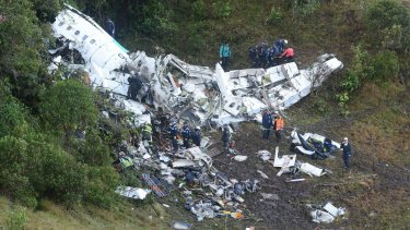 La tragedia de Chapecoense: el libro de Javier Sinay que reconstruye el accidente y la historia de los sobrevivientes