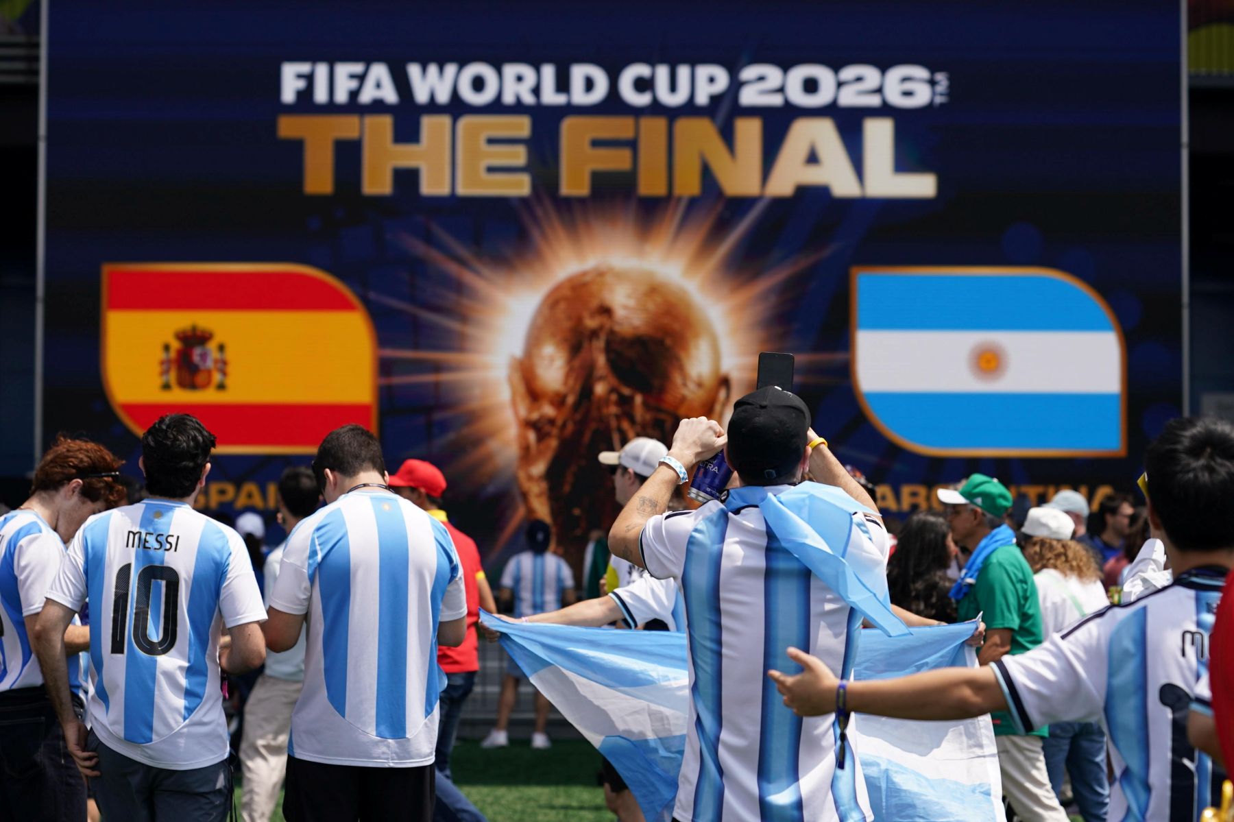 «La previa desde adentro»: así llegaron los primeros hinchas al Metlife para vivir la final del Mundial 2026
