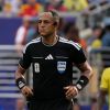 Imagen de Echale la culpa a Lionel Messi: los medios ingleses no quieren al árbitro marroquí