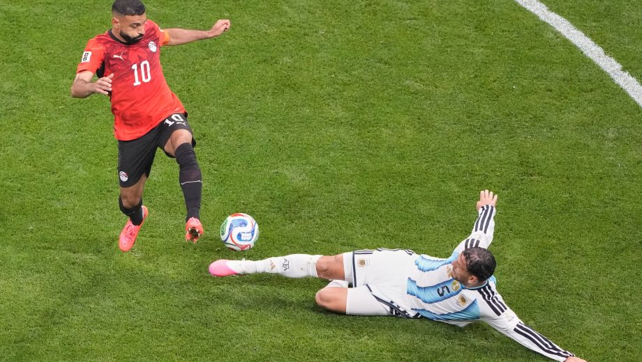 Leandro Paredes fue una de las grandes figuras de la Selección en la victoria ante Egipto. (Foto: AP)