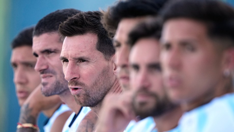 Los entrenamientos de hoy y mañana serán fundamentales para definir al "11". 