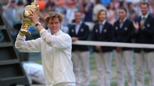 Jannik Sinner derrotó a Alexander Zverev y volvió a reinar en Wimbledon