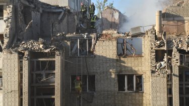 Alarma en la OTAN: un misil ruso impactó en Polonia durante un masivo ataque que dejó ocho muertos en Ucrania