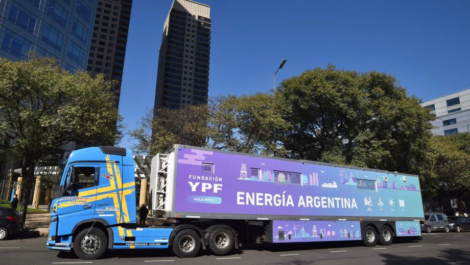 YPF Luz llegó a miles de beneficiarios con sus programas de inversión social.