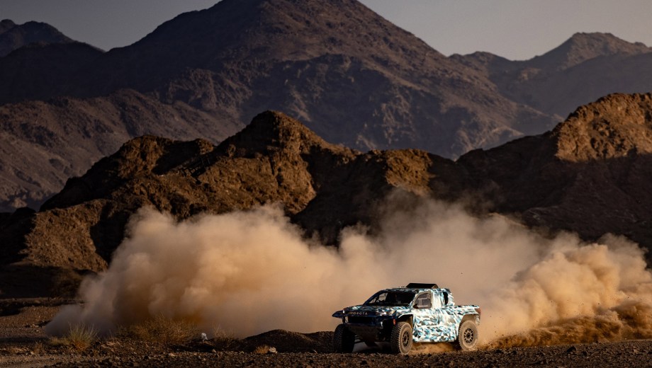 El vehículo funcionará con hidrógeno y no emitirá CO₂, solo vapor de agua. Toyota utilizará el Dakar como laboratorio para desarrollar nuevas tecnologías.