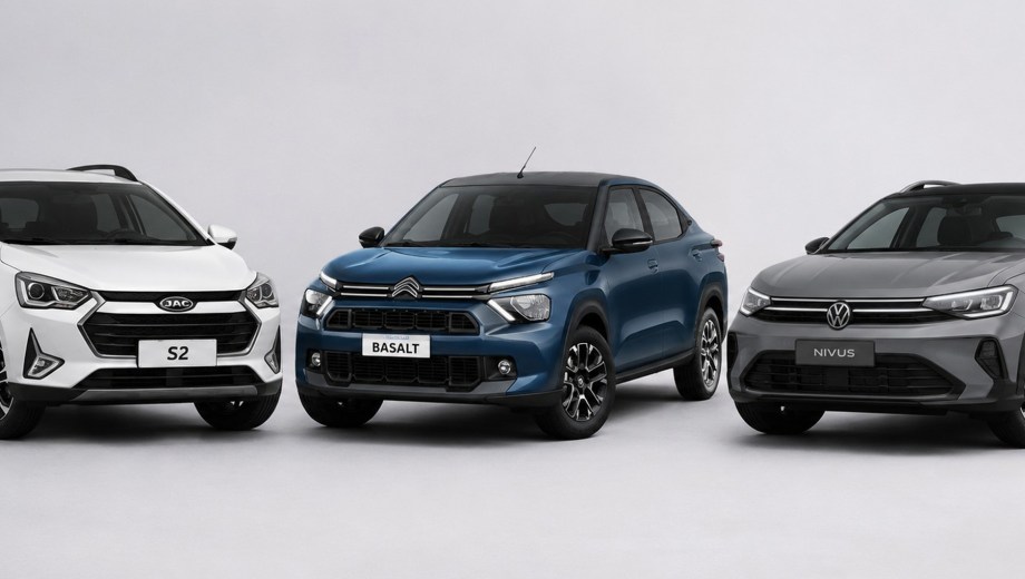 El JAC S2 (primero desde la izquierda) se mantiene como el SUV más barato del mercado argentino.