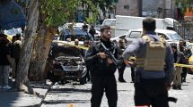 Imagen de Dos bombas explotaron cerca del hotel en el que se hospeda Emmanuel Macron en Damasco y hay 18 heridos