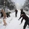 Imagen de Otra mañana bajo la nieve en Bariloche: rutas y calles complicadas por el hielo