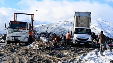 Proponen un detallado plan de gestión para cerrar en cinco años el basural de Bariloche