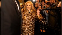 Imagen de La divertida reacción de Mirtha Legrand tras ver los besos de Benjamín Vicuña y Esteban Lamothe en Secreto en la montaña