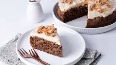 Cómo hacer carrot cake: receta esponjosa y consejos para un bizcocho perfecto