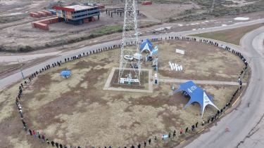 Catriel y 25 de Mayo se unieron en la Ruta 151 con otro abrazo simbólico y mantienen el reclamo