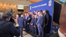 Imagen de Mundial 2026: el saludo de Donald Trump a «Chiqui» Tapia en la previa de la final de la Selección Argentina