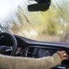 Imagen de Chau a vidrios empañados en el auto: la fórmula exacta para eliminarlos y el truco casero preventivo
