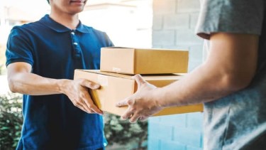 El Gobierno unificó el régimen puerta a puerta: qué cambia para quienes compran en el exterior