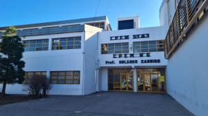El estudiante baleado fue evaluado en Neuquén y será operado la semana próxima