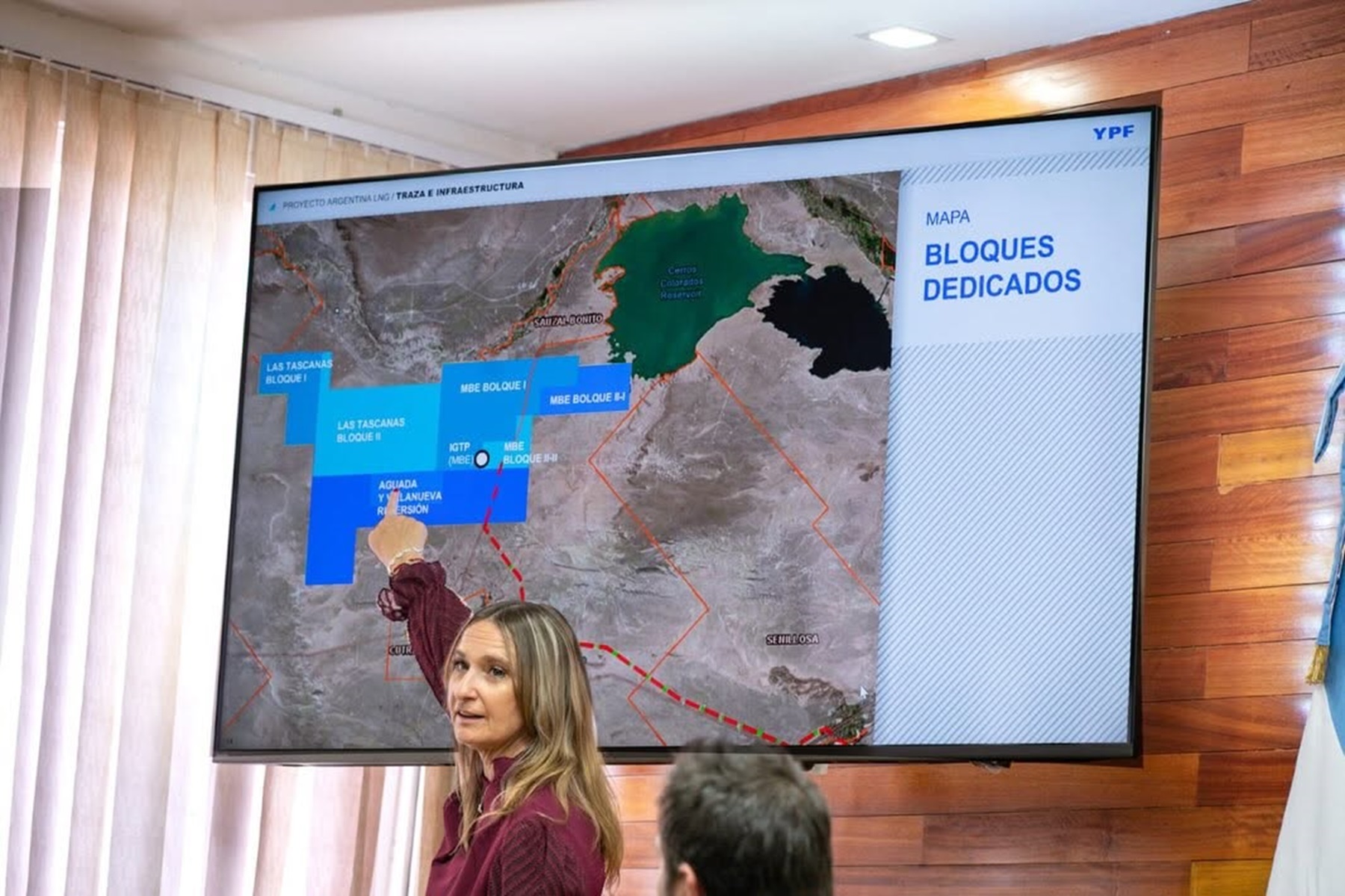 Audiencia pública por el proyecto de GNL en Plaza Huincul