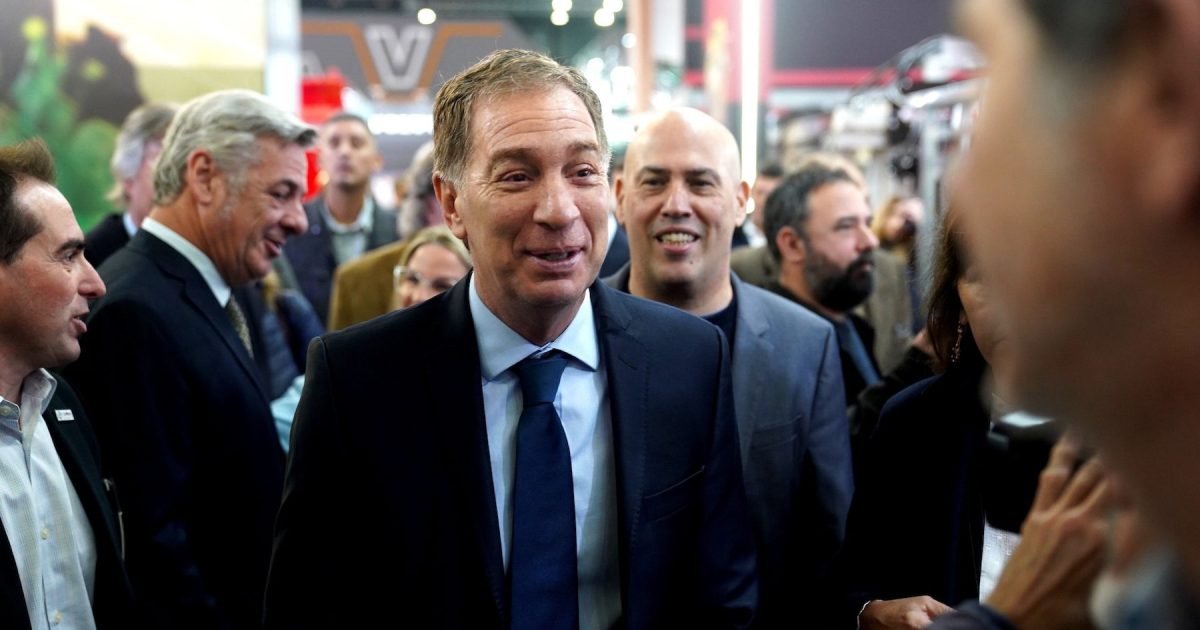 Milei promulga decreto que beneficia a la CGT y evita recortes sindicales