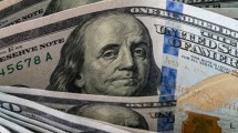 Imagen de El dólar bajó por tercer día consecutivo y volvió a quedar por debajo de la inflación en julio