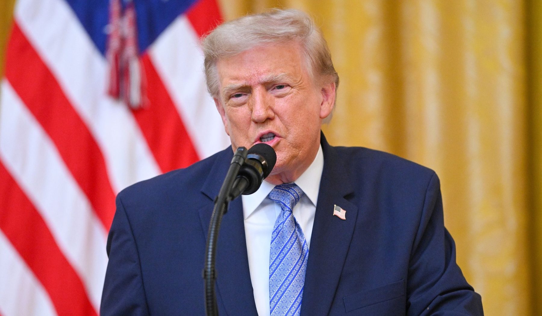 Trump anuncia que el estrecho de Ormuz será declarado territorio estadounidense