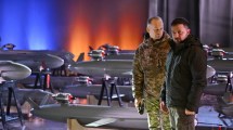 Imagen de Zelenski viajó al Reino Unido por tecnología militar en medio de masivos ataques de drones con Rusia