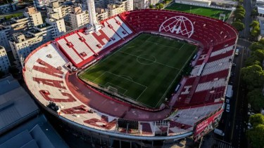 Boca se mudaría a Huracán: cuántos partidos se va de La Bombonera por el mal estado del césped