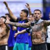 Imagen de Otamendi y un gesto de Selección con Di María antes de la final del Mundial: "Sos parte"