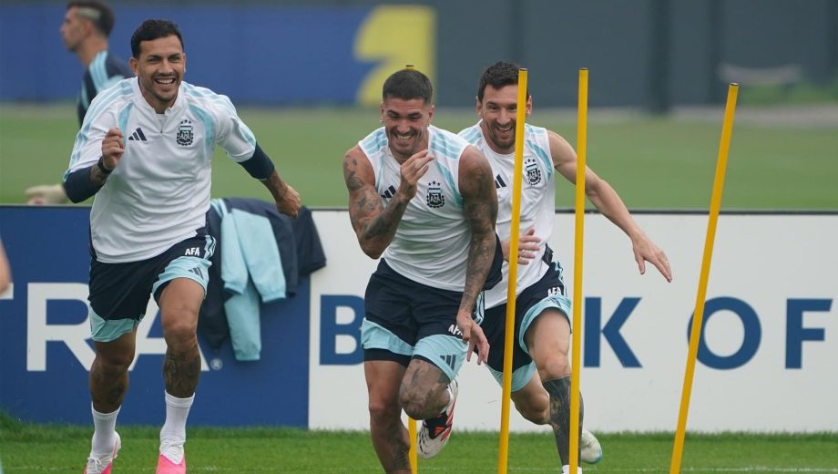 Entrenamiento de la Selección Argentina. Fotos: Clarín Fotografía 